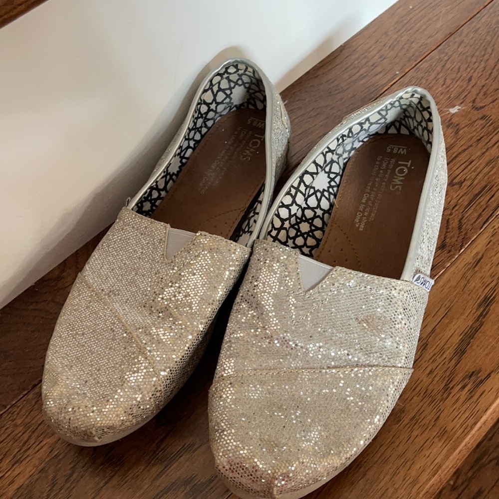 Silver sparkly Tom’s